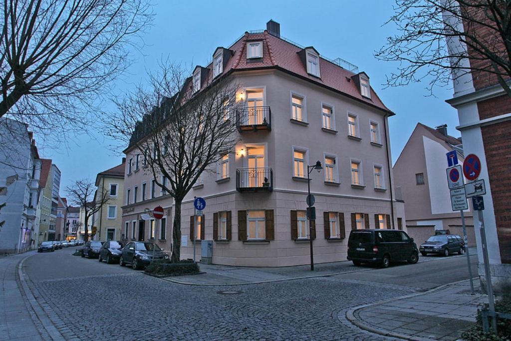 Bayerischer Hof Ingolstadt Buitenkant foto